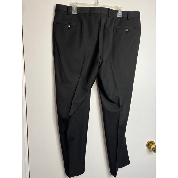 Van Heusen Mens Size 40x30 Black Flat Front Polyester Dress Pants - Picture 8 of 9